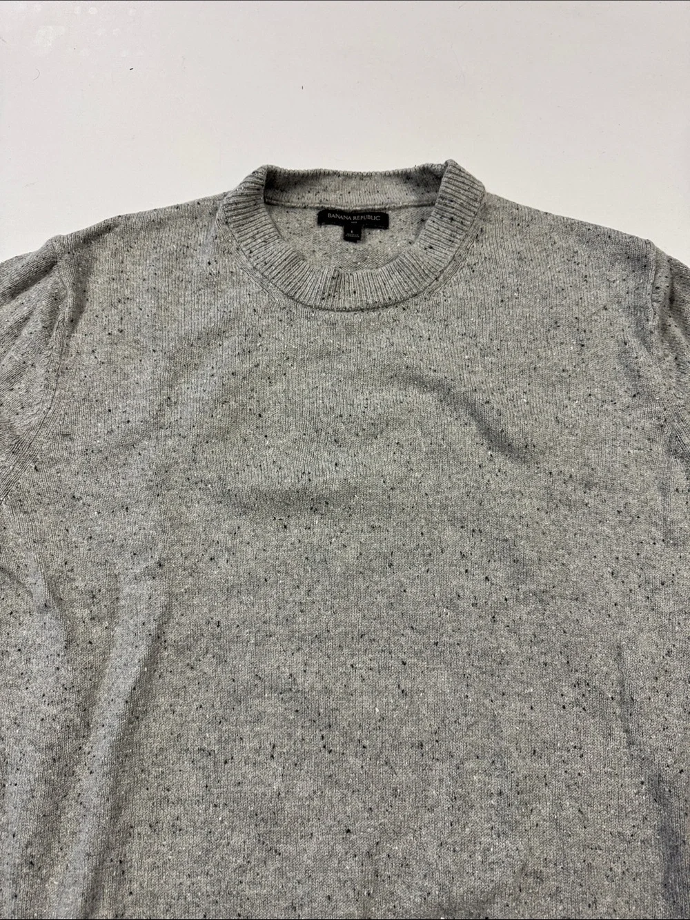 Banana Republic classic crewneck